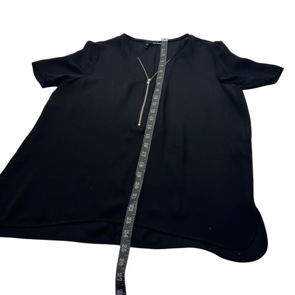 The Kooples Short Sleeve Blouse Size Medium Black Silk Zip Front Too - Picture 8 of 11